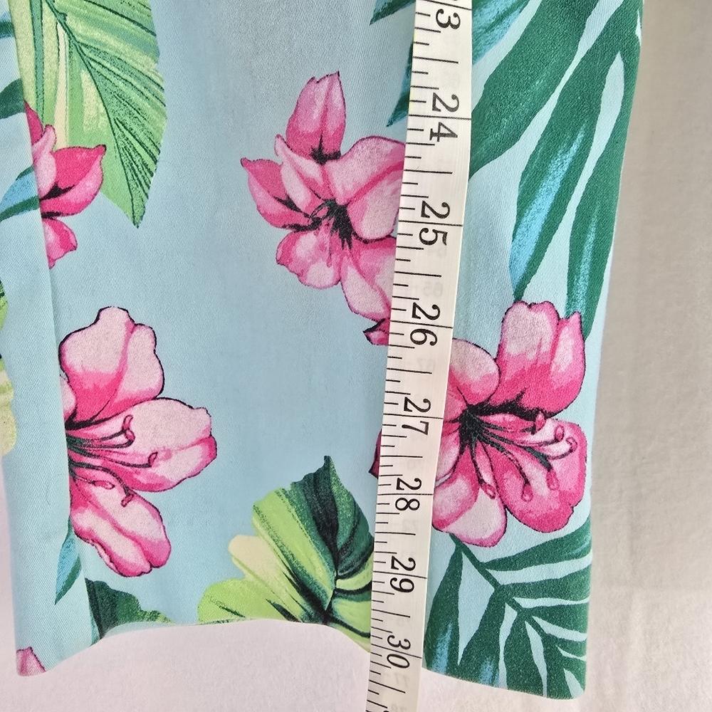 Chicos Sz 1 Perfect Stretch Mystical Blue Blossoms Floral Tropical Capri Pants - Picture 10 of 12